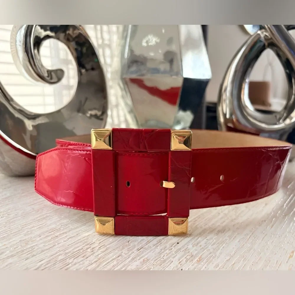 VTG Liz Claiborne Red Croc Patent Leather Wide Belt Size M
